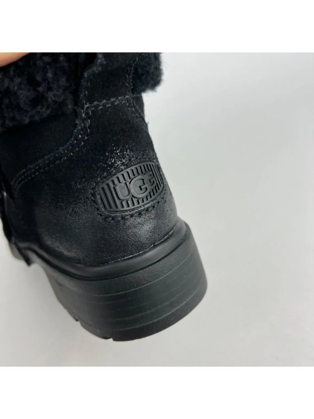 Ugg Womens Harrison Cozy Lace Up Boot Black Waterproof Suede 1130440 size 7